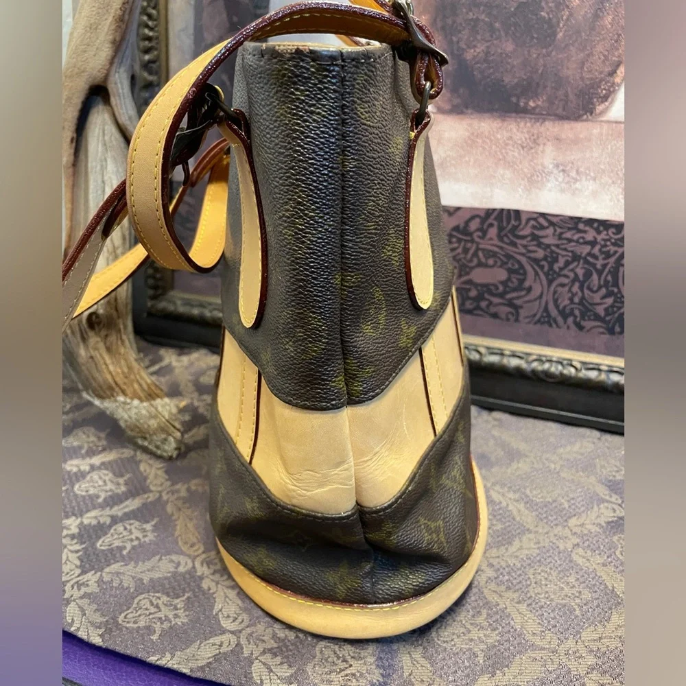 Authentic Vintage Louis Vuitton Bucket PM - Picture 4 of 16